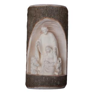 Gruppo Sacra Famiglia Cascade nel tronco