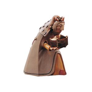 Wise Man kneeling (Melchior)