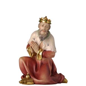 König kniend