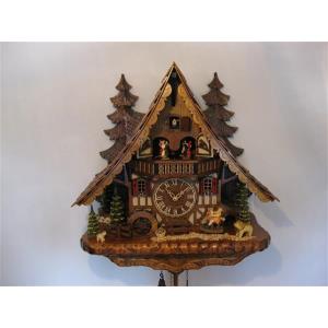 Cuckoo clock with music and dancing couple