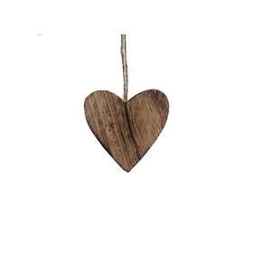 Cuori scolpiti in legno