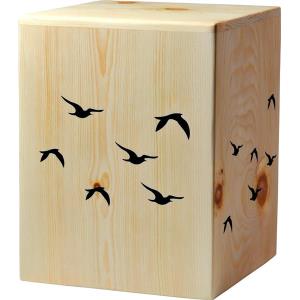 Urn "Toward paradise" - Swiss pine wood - 11,22 x 8,66 x 8,66 inch